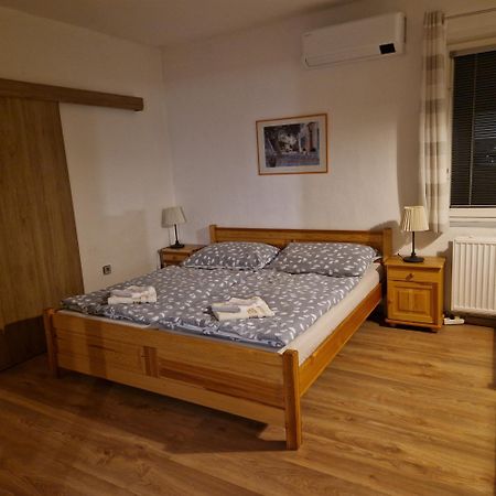 Apartman 33 Teplice nad Metuji Exterior photo